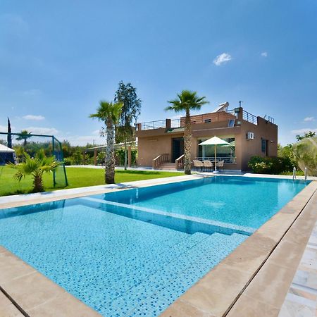 Ferme De Vacances Avec Une Grande Villa A Marrakech มาร์ราเกช ภายนอก รูปภาพ