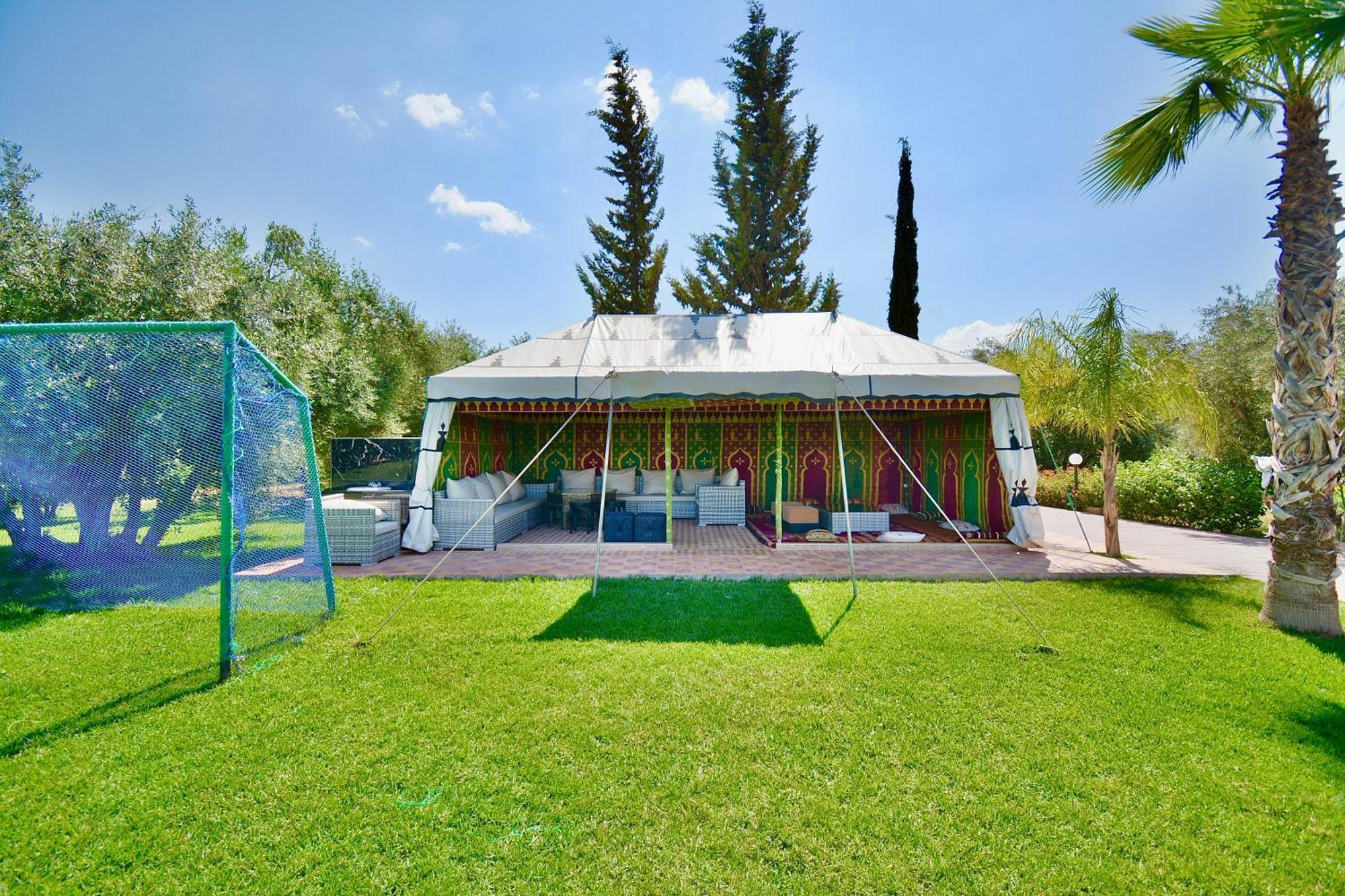 Ferme De Vacances Avec Une Grande Villa A Marrakech มาร์ราเกช ภายนอก รูปภาพ