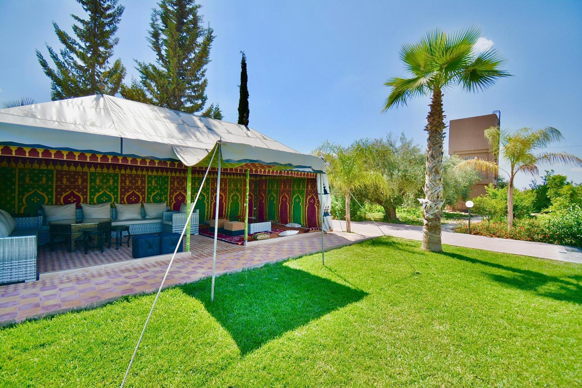 Ferme De Vacances Avec Une Grande Villa A Marrakech มาร์ราเกช ภายนอก รูปภาพ