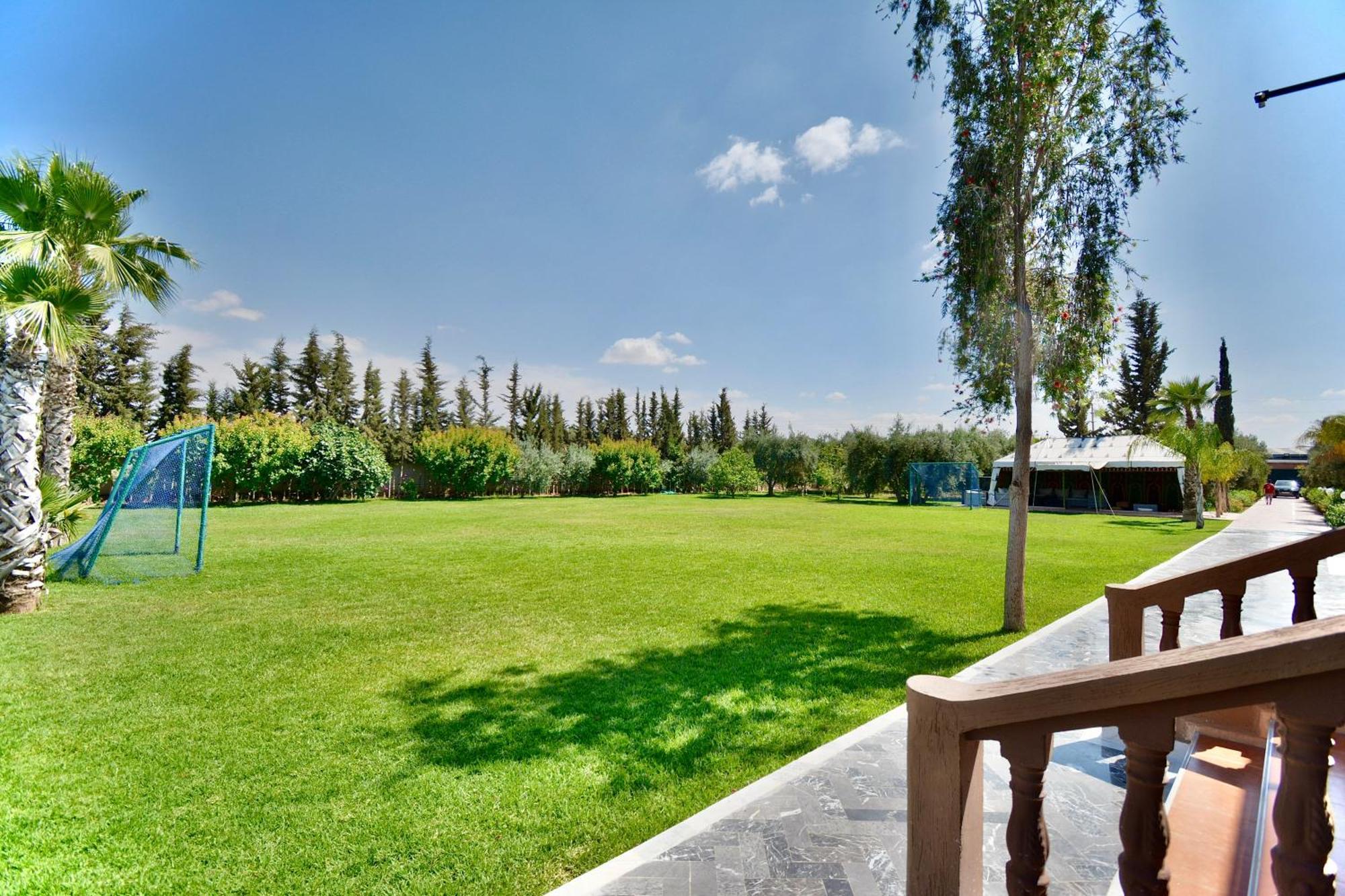 Ferme De Vacances Avec Une Grande Villa A Marrakech มาร์ราเกช ภายนอก รูปภาพ